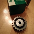 RENAULT 1.8 ja 2.0 hammashihnan ohjainrulla INA 532021810 - pikkukuva 2