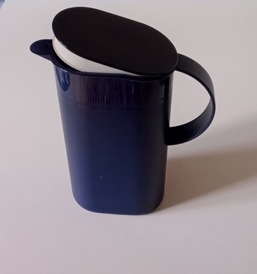 Tupperware kannu 1,7 l