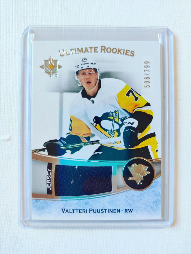 Valtteri Puustinen - 22-23 Ultimate Rookies Jersey /799