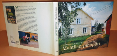 Sirkka-Liisa Ranta : Maatilan pihapiiri