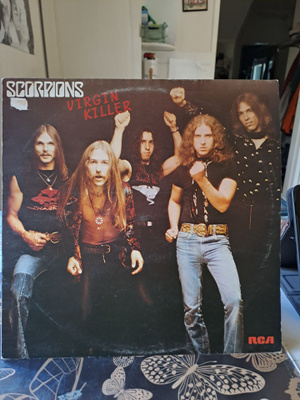 Scorpions virgin killer 1976