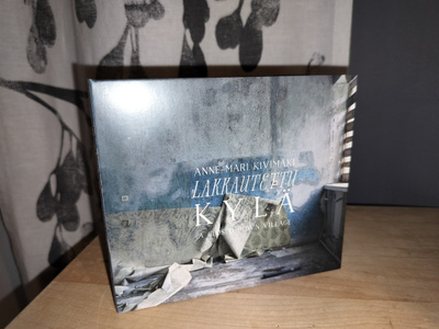 Anne-Mari Kivimäki - Lakkautettu kylä - Uusi - CD