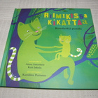 Riimikissa kikattaa Runohetkiä pienille - pikkukuva 1