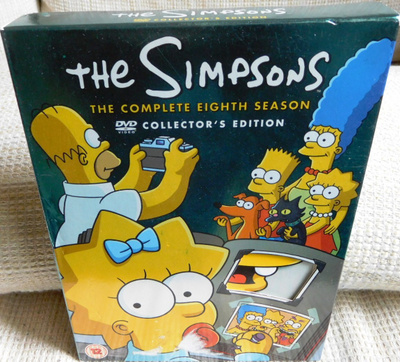 Simpsonit 8.kausi [4x DVD]