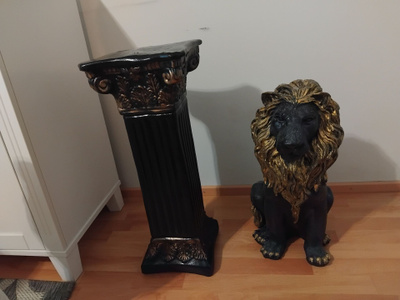 Pylväs 65cm ja leijona 56cm sisustukseen