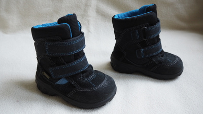 ECCO GORETEX talvikengät, koko 20, mustat, UUDENVEROISET