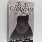 Trudi Canavan : Priestess of the white - pikkukuva 1