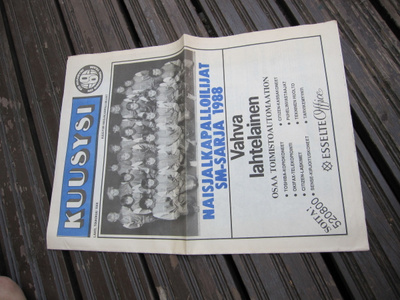 KUUSYSI 1988 naisjalkapalloilijat !