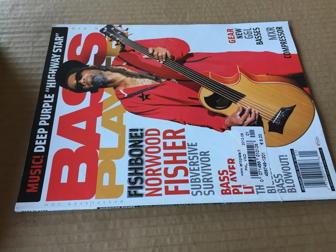 BASS PLAYER MAGAZINE 1/2012 HYVÄ