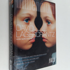 David Lagercrantz : Hon som måste dö - pikkukuva 1