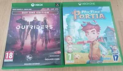 Pari Xbox One peliä