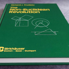Richard J. Trudeau : The Non-Euclidean Revolution - pikkukuva 4