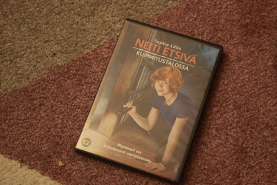 NEITI ETSIVÄ KUMMITUSTALOSSA DVD