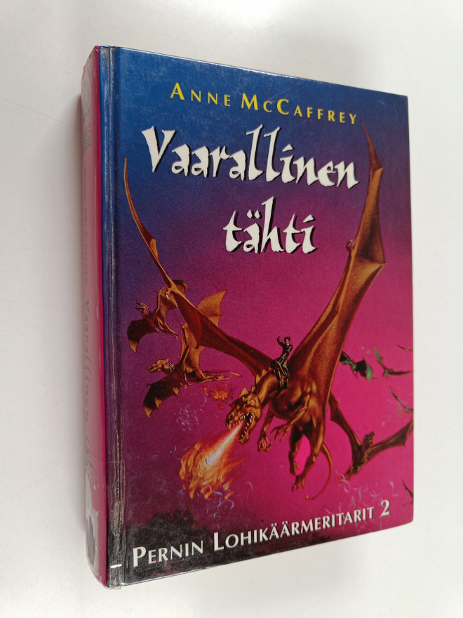 Anne McCaffrey : Vaarallinen tähti
