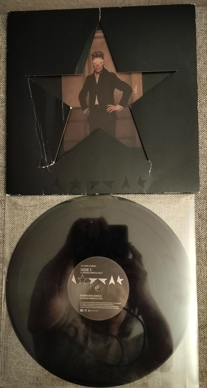 DAVID BOWIE: Blackstar