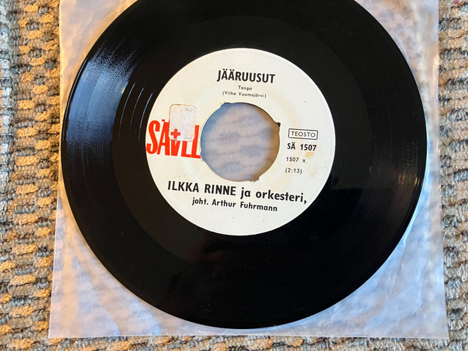 Ilkka Rinne - Jääruusut/Laina-tango