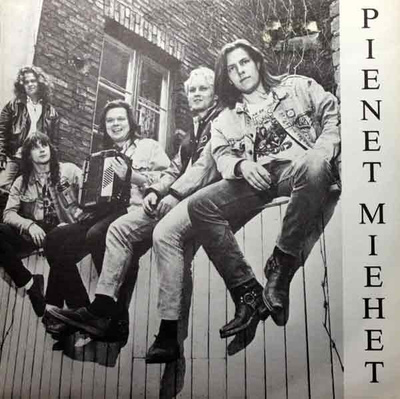 7” SINGLE Pienet Miehet - 5 Laiskaa Auringossa