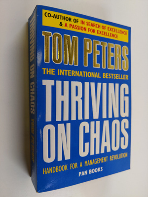 Thomas R. Peters : Thriving on chaos : handbook for a man...