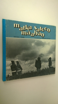 Devora Omer : Matka sateen maahan