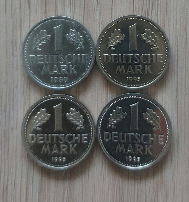 1 Deutsche Mark -kolikot 4 kpl erä, 1989 & 1995, Proof / UNC
