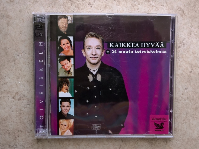 Kaikkea hyvää + 24 muuta toiveiskelmää, 2 x CD.