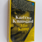 Karl Ove Knausgård : Min kamp 4 - pikkukuva 1