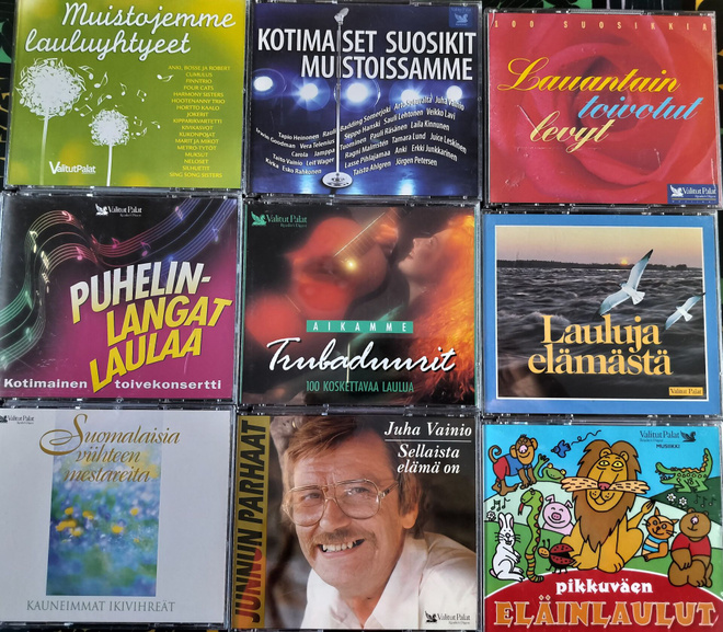9 KPL SUOMALAISIA ISKELMÄ/TANSSIMUSIIKKI CD-KOKOELMAA 32 CDt