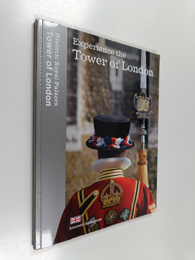Brett Dolman : Experience the Tower of London