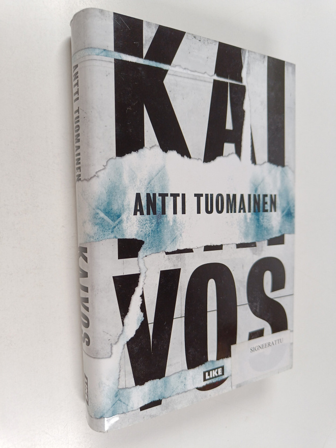 Antti Tuomainen : Kaivos (signeerattu)