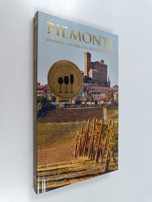 Britt Karlsson : Piemonte : vinerna, distrikten, producen...