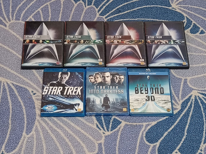 Star Trek Paketti DVD + Blu Ray