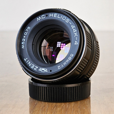== Zenit MC Helios-44K-4 58mm f/2 - Pentax K Mount