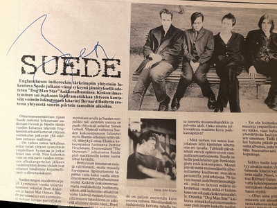 Brett Anderson / Suede nimikirjoitus lehtileikkeessä