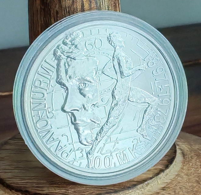 JUHLARAHA 100MK hopeaa (BU) "Paavo Nurmi"