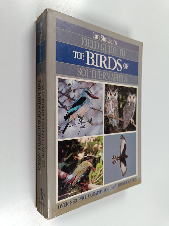 Ian Sinclair : Ian Sinclair's Field Guide to the Birds of...