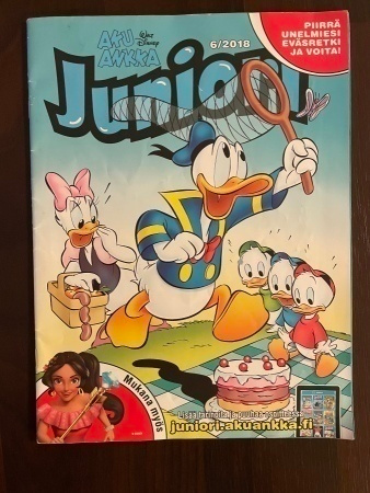 Aku Ankka Juniori - lehtiä 8 kpl
