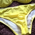 Keltaiset Bikinit / Push up -bikiniliivit ja Bikinihousut M - pikkukuva 3