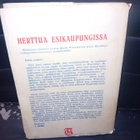 Edgar Wallace  : Herttua esikaupungissa  ( SIS POSTIKULU ) - pikkukuva 2