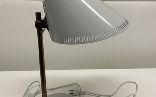 Paavo Tynell Idman pöytävalaisin, malli 9227