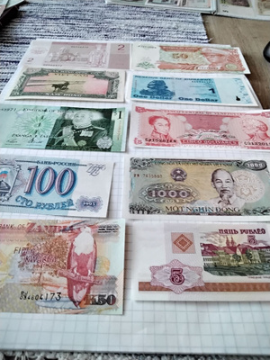 Ulkomaiset setelit 10 kpl