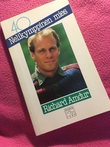 Richard Amdur: Nelikymppinen mies (1.p.)