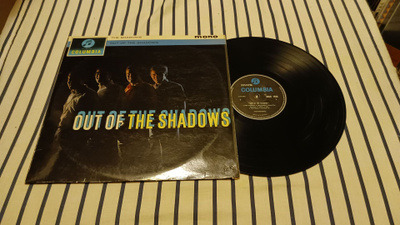 Shadows – Out Of The Shadows lp UK 1962 Rock'n'Roll