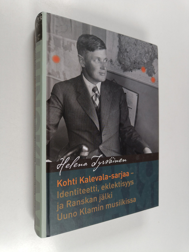 Helena Tyrväinen : Kohti Kalevala-sarjaa identiteetti, ek...