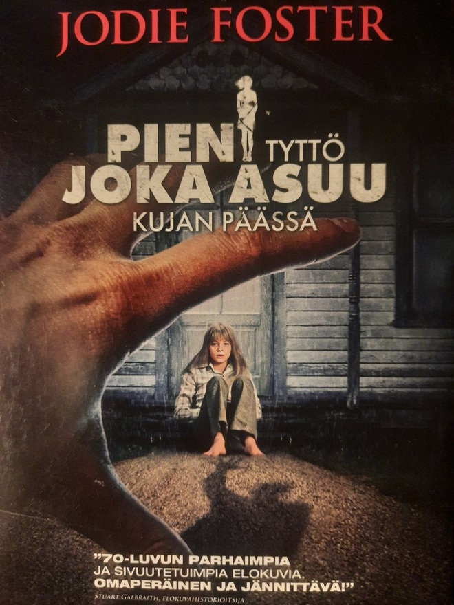 PIENI TYTTÖ JOKA ASUU KUJAN PÄÄSSÄ DVD (Jodie Foster)