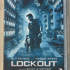Luc Besson: LOCKOUT (2012) Guy Pearce & Maggie Grace - pikkukuva 1