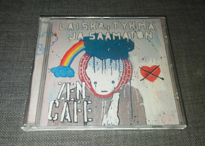 Zen Cafe - Laiska, Tyhmä Ja Saamaton