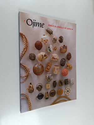Robert O. Kinsey : Ojime : Magical jewels of Japan