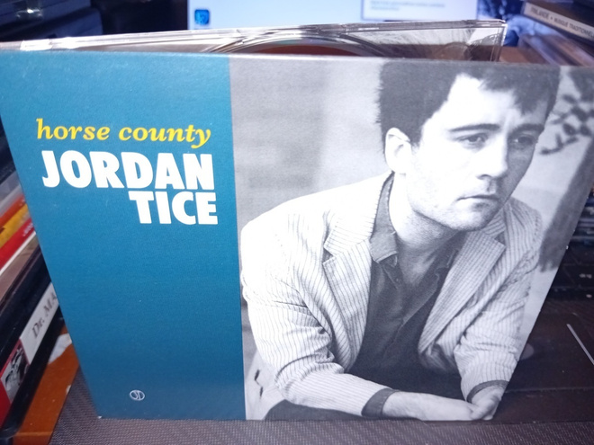 Cd Jordan Tice : horse country ( SIS POSTIKULU  )