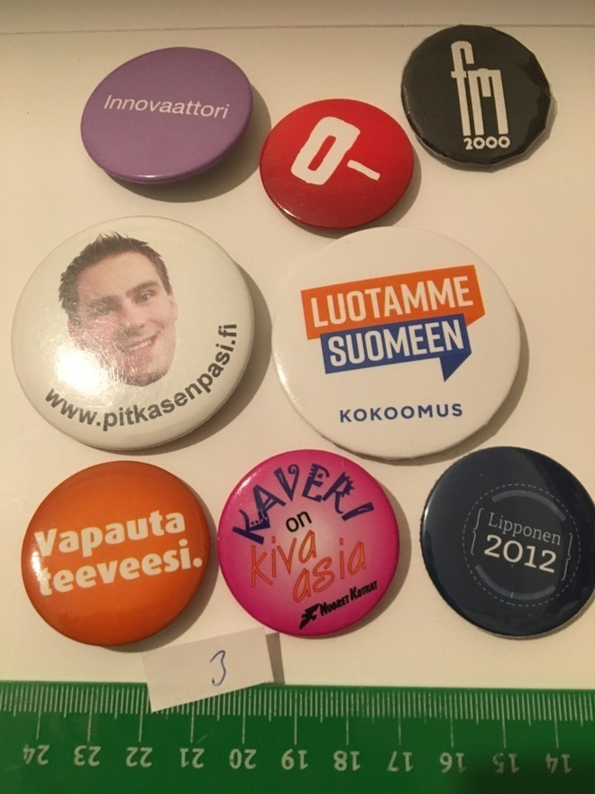 rintamerkki paketti nro 3 : erilaiset 8 kpl