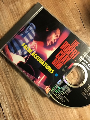 The Robert Cray Band . False accusations CD